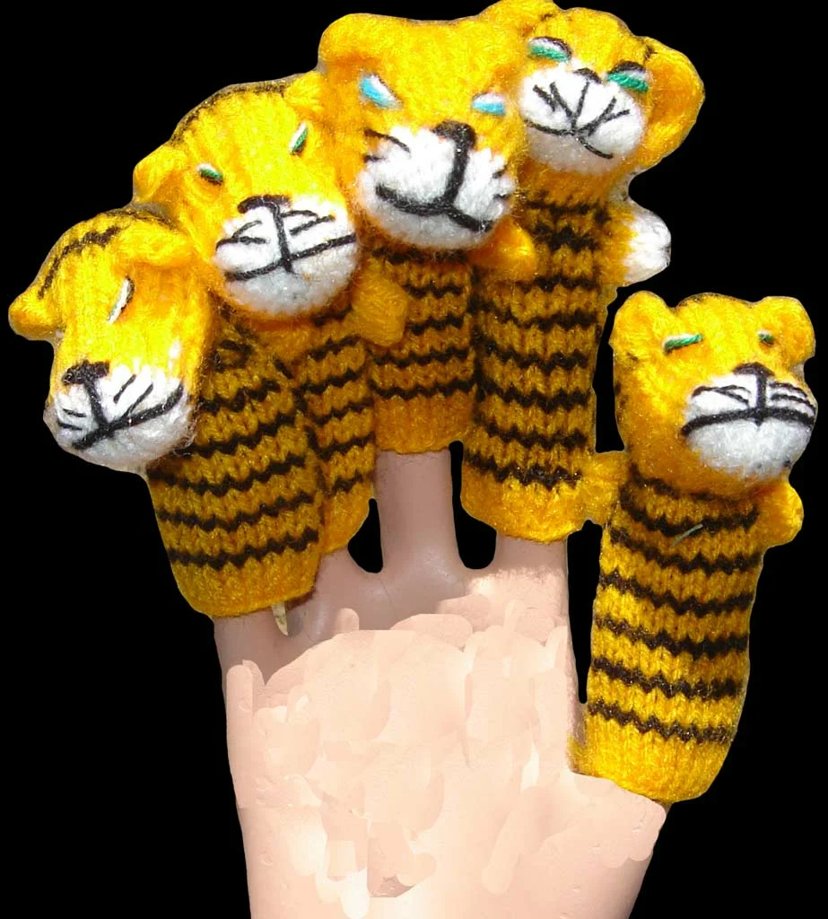 Handmade Wool Finger Puppets D03