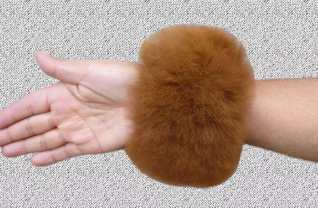 Baby Alpaca Fur Bracelets D17