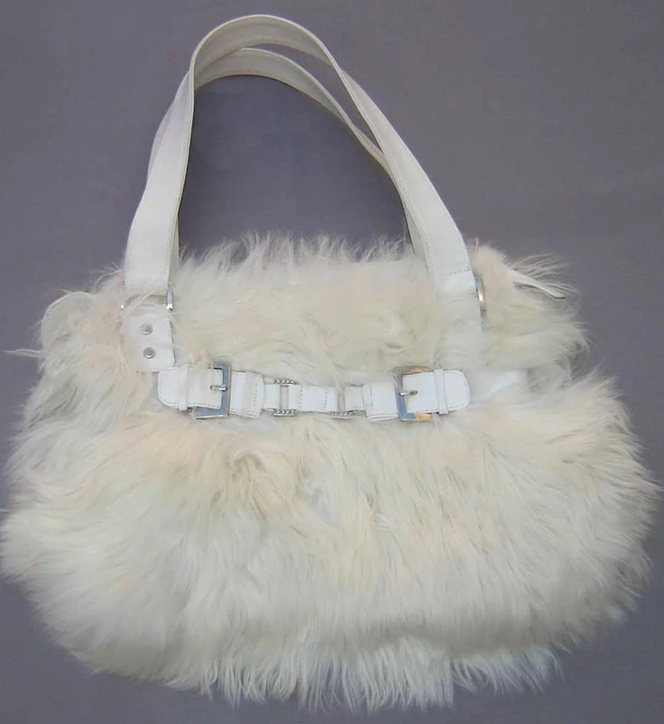 Alpaca Soft Fur Handbag D09