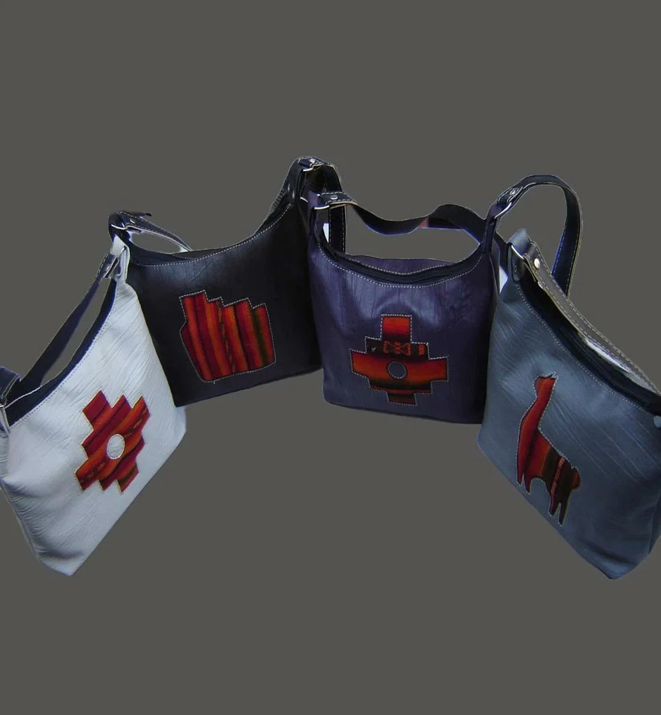 Andean Leather Handbag D01